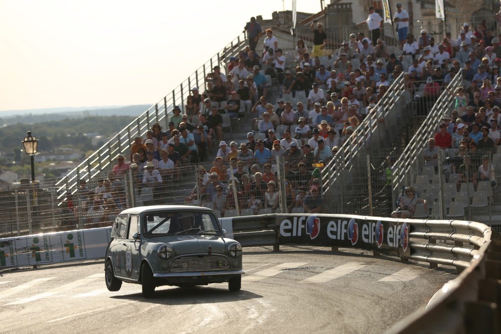 depuis 2017_Circuit des Remparts Angoulême 2415places 7 tribunes évènementielles