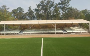 RWANDA Tribune couverte 1000pl